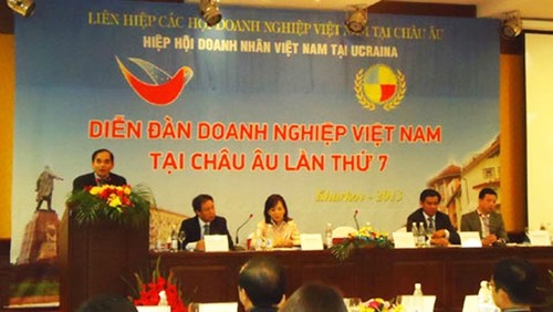 Vietnam Business Forum opens in Europe - ảnh 1